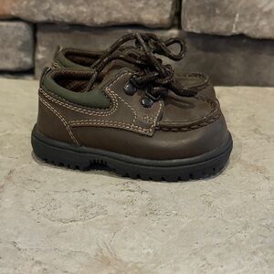 Rugged Outback Brown Kids Shoes size 3